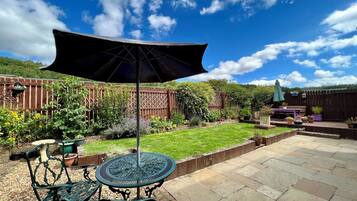 Cottage | Outdoor dining