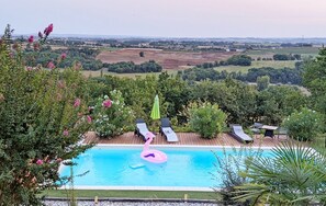 Outdoor pool - Gite 6 p, swimming pool and countryside, in Albi under the Tarn sun (Carlus)