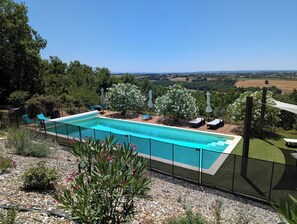 Outdoor pool - Gite 6 p, swimming pool and countryside, in Albi under the Tarn sun (Carlus)