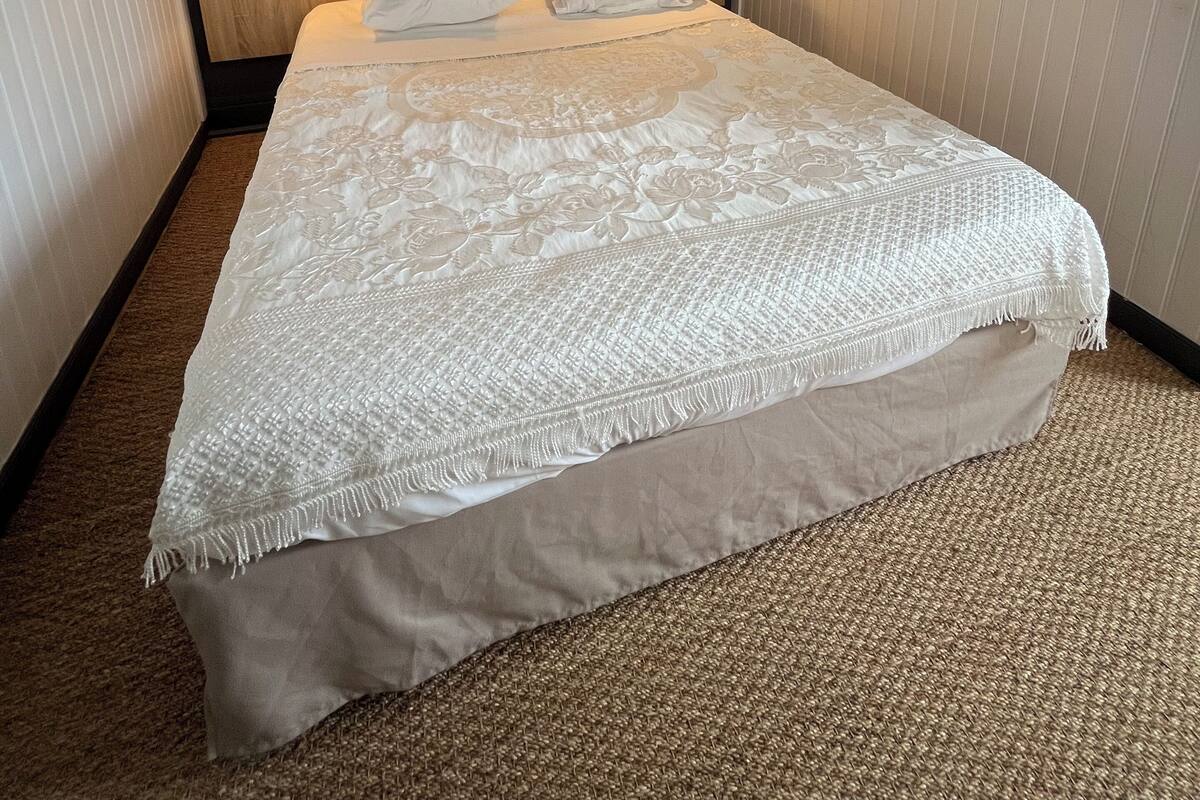 Standard Double Room, Garden View | Desk, laptop workspace, free WiFi, bed sheets