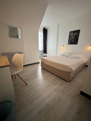 Standard Double Room, Garden View