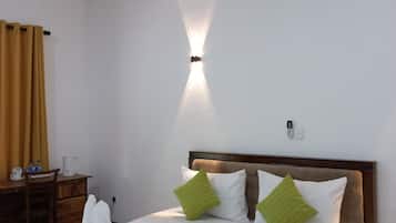 Colchones Select Comfort, escritorio y espacio para trabajar con laptop