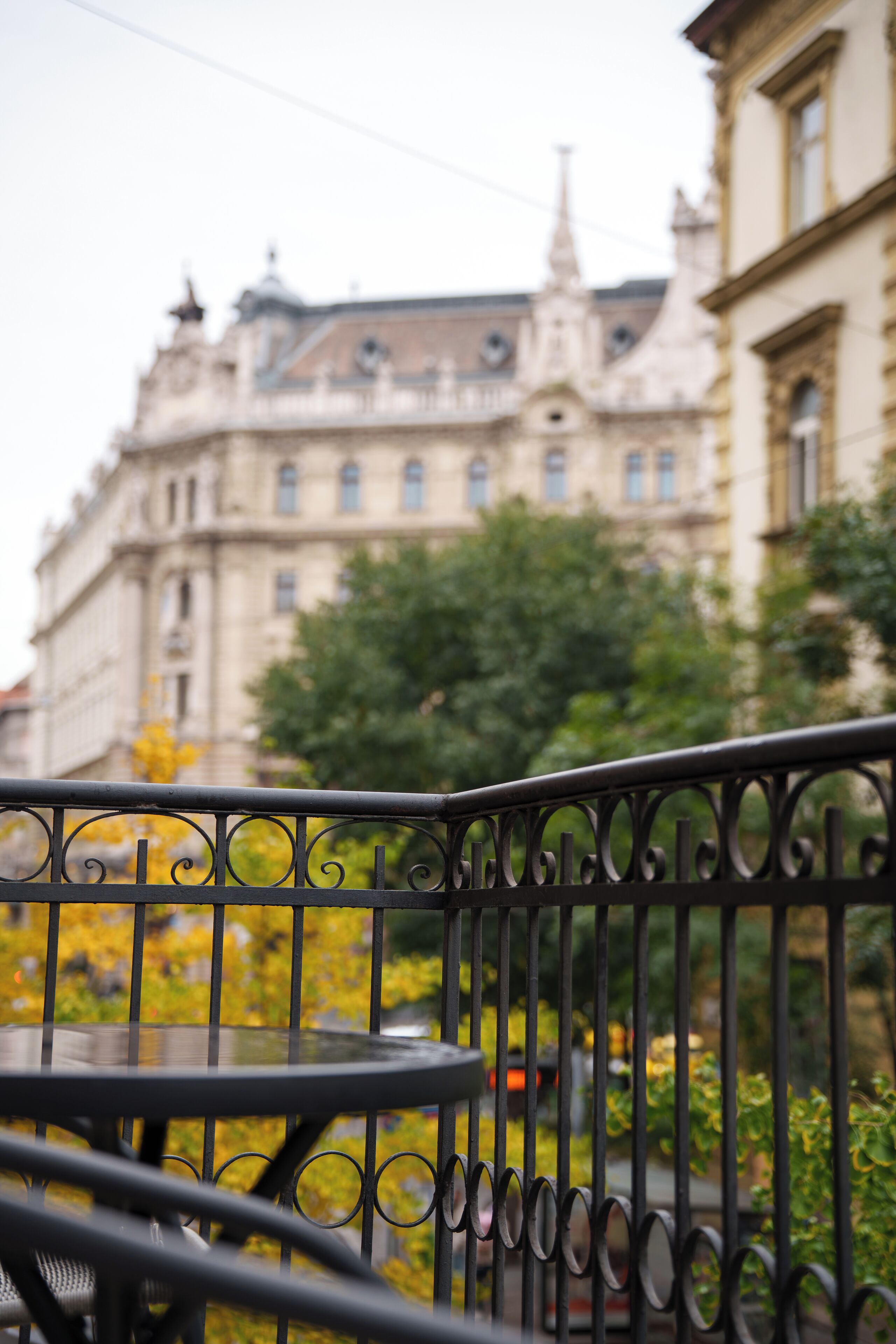 Minibar, coffres-forts dans les chambres, bureau, chambres insonorisées