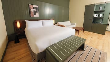 Suite | Minibar, in-room safe, desk, soundproofing