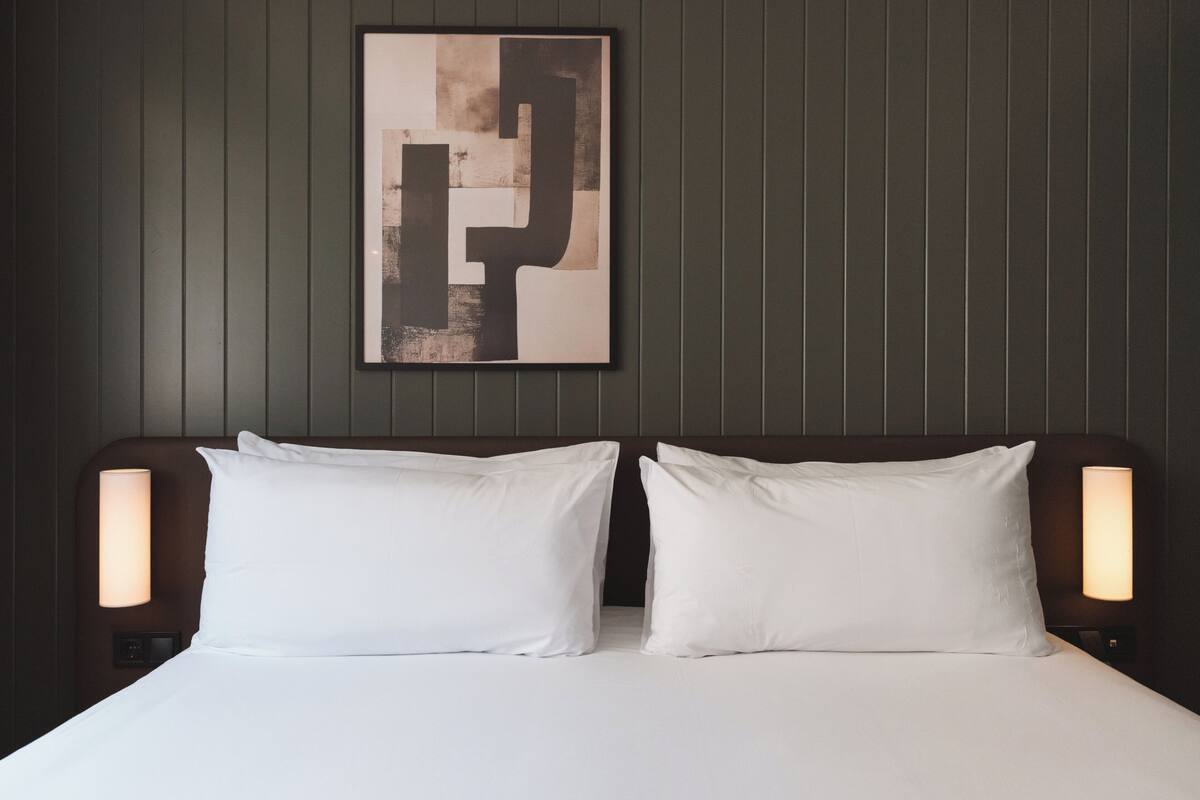 Standard Double | Minibar, in-room safe, desk, soundproofing