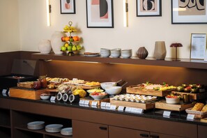 Daily buffet breakfast for a fee - Honest Budapest by Chic & Basic (Budapest)