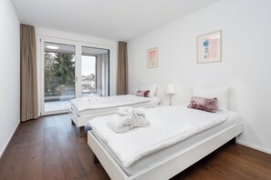 2 bedrooms, WiFi - Swiss Hotel Apartments-Interlaken & Grindelwald Interlaken Two Bedroom King and twin Apartment (Interlaken)
