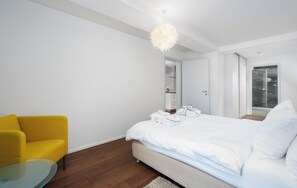 2 bedrooms, iron/ironing board, WiFi, bed sheets - Swiss Hotel Apartments Interlaken Two Bedrooms King and twin (Interlaken)