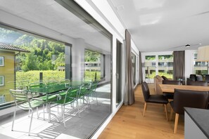 Dining - Swiss Hotel Apartments-Interlaken & Grindelwald Interlaken Three Bedroom Apartment (Interlaken)
