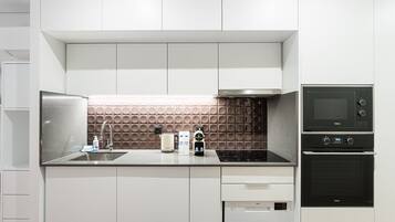 Fridge, microwave, oven, dishwasher