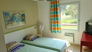 2 Schlafzimmer, Bügeleisen/Bügelbrett, WLAN