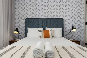 2 bedrooms, in-room safe, iron/ironing board, Internet