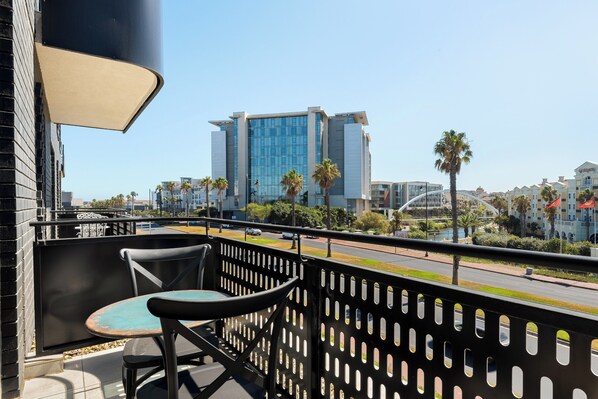 Property grounds - Ratanga Park Escape | Century City (Cape Town)