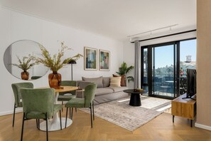 TV - Ratanga Park Escape | Century City (Cape Town)