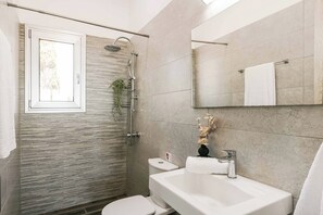 Villa (4 Bedrooms) | Interior - Villa Katrina (Kefalonia)