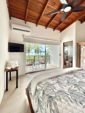 2 bedrooms, in-room safe, free WiFi, bed sheets