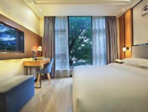 Fanhuali Fanhuatang B&B 3 Bedroom [3]