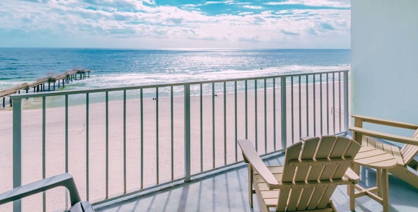 Property grounds - Beach Front, Stunning Gulf Views, Seasonally Heated Pool, Gym, Pier, 1BR+Bunks (Orange Beach)