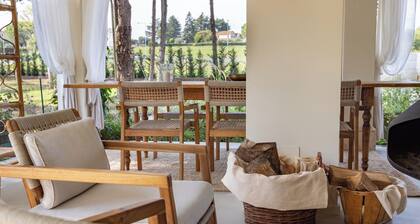 Villa Yeppa | on the hills of San Clemente, and a few km from the Adriatic Sea