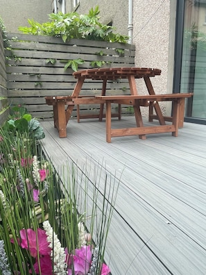 Terrace/patio - 5 Bedroom, 5 Bathroom House - Dalkeith (Dalkeith)