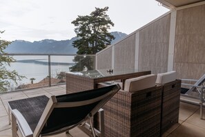Terrace/patio - Swiss Hotel Apartments-Montreux Montreux One Bedroom Lake View Apartments  and Spa C2.6 (Montreux)