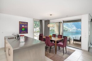 Dining - Montreux Lake View Apartments & SPA One-Bedroom C2.4 (Montreux)
