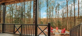 XL MODERN LUXURY HOME! Mountain Views, Gameroom, 6 bedrooms, Firepit, HOT TUB,