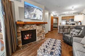 Smart-TV, Kamin