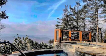 RF150 Village Condo WiFi Great Sunset View Parking