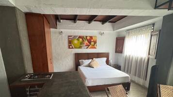 Wifi gratis y ropa de cama