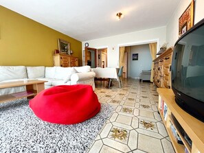 Apartment | Living room