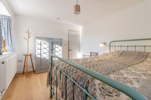2 camere, ferro/asse da stiro, Wi-Fi gratuito, lenzuola