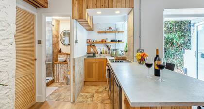 Welcome to this pet friendly holiday home in Torquay.