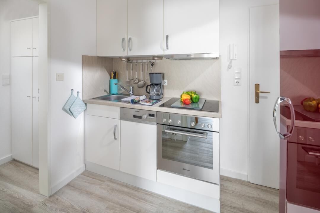 冰箱、烤箱、洗碗机、茶具/咖啡用具