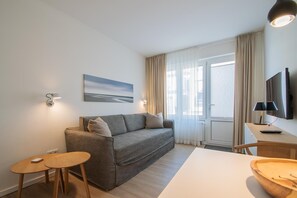 Fernseher, Stereoanlage