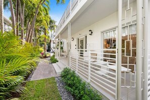 Terrace/patio - Lux Designer Apt | 2BR/2BA in Heart of Miami Beach (Miami Beach)