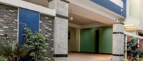 House | Reception