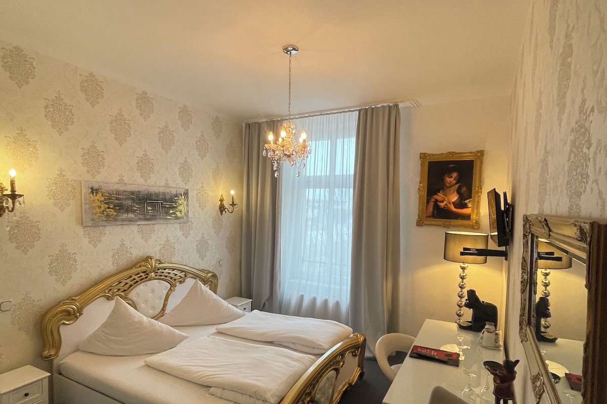 Classic-Doppelzimmer, Blick auf den Innenhof