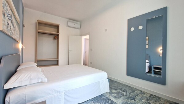 2 bedrooms