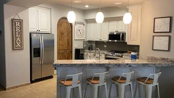 Condo, Multiple Beds, Balcony (Bella Sirena BA 102) | Private kitchen