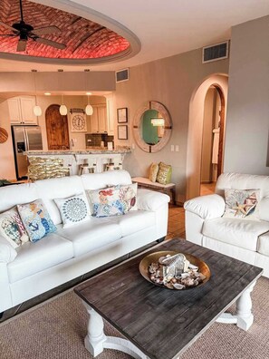 Condo, Multiple Beds, Balcony (Bella Sirena BA 102) | Living area | 42-inch flat-screen TV with digital channels, DVD player - Bella Sirena (Puerto Peñasco)