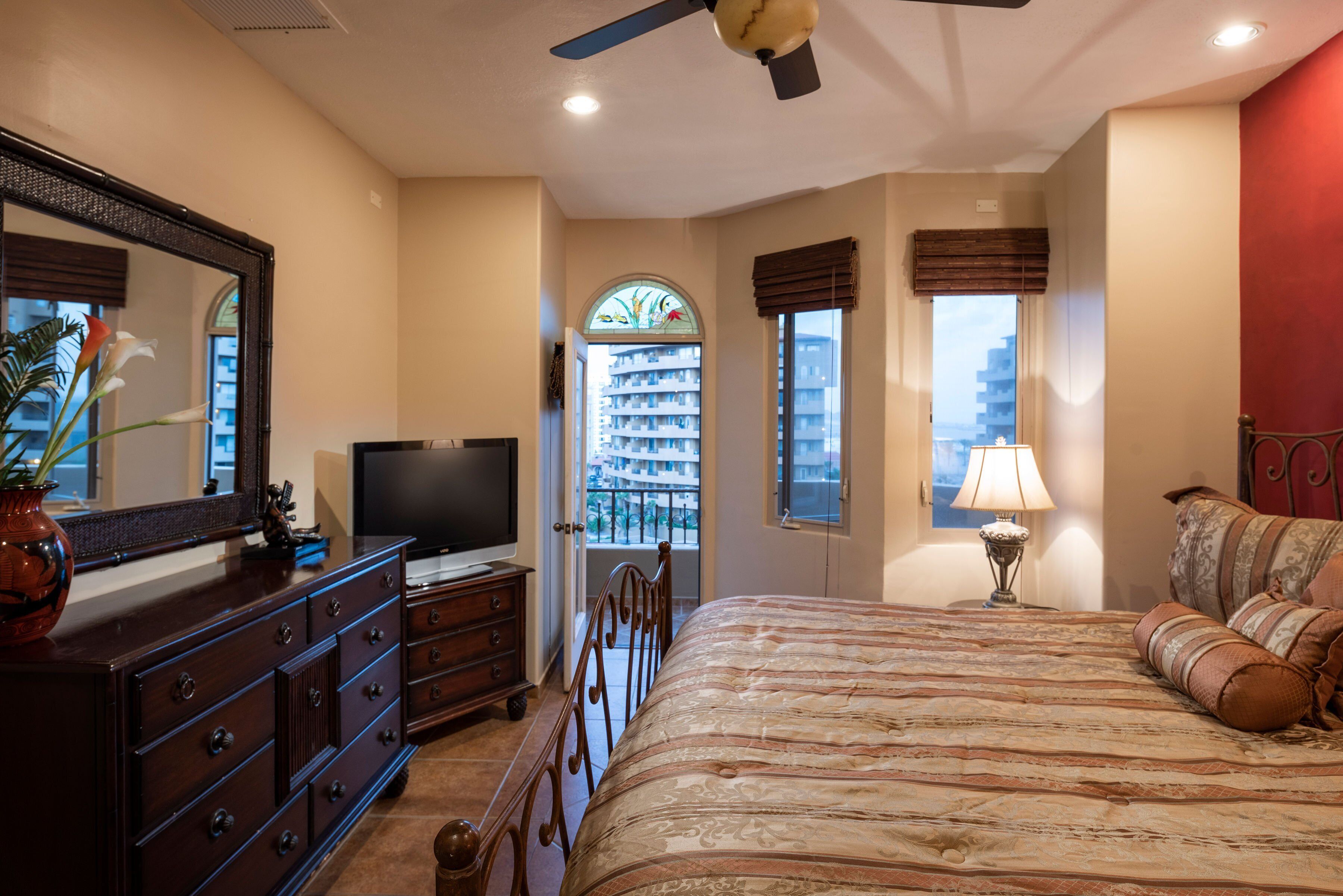 公寓客房, 多張床, 可使用泳池 (Bella Sirena BA 505) | 2 間臥室、獨特裝潢、布置獨特、熨斗/熨衣板