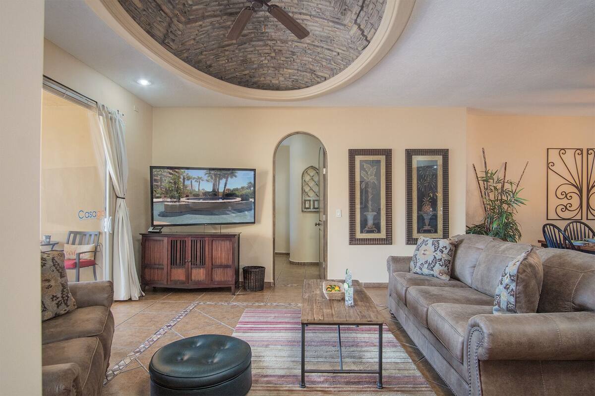 Condo, Multiple Beds, Balcony (Bella Sirena BD 604) | Living area | 42-inch flat-screen TV with digital channels
