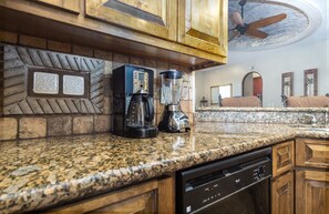 Bloc d'apartaments, diversos llits, accés a la piscina (Bella Sirena BA 505) | Interior