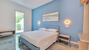 2 bedrooms