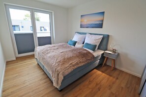 2 chambres, fer et planche à repasser, lit parapluie, Wi-Fi gratuit