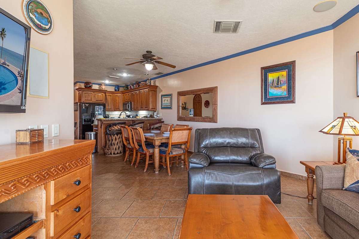 Condo, Multiple Beds, Balcony (Casa Blanca CC 405) | Living area | 42-inch flat-screen TV with digital channels