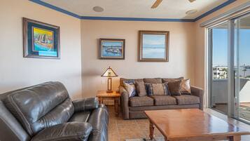 Condo, Multiple Beds, Balcony (Casa Blanca CC 405) | Living area | 42-inch flat-screen TV with digital channels