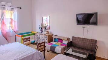 Villa, Patio, Beach View | 2 bedrooms, free WiFi, bed sheets