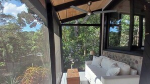 Unclassified image, 3 of 39, button - Escape to Luxury in the Cangrejal River Valley – A Jungle Retreat Awaits! (Atlántida Department)
